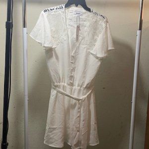 BB Dakota Women's Ivory White Lacy Deep V-Neck Button Belted Mini Dress M NWT